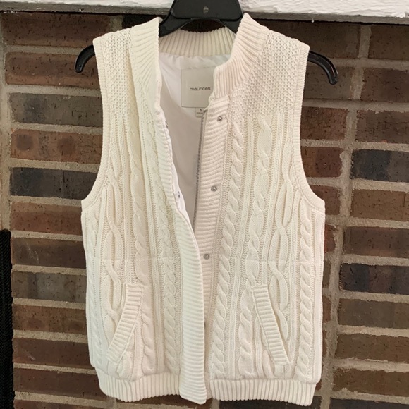 Maurices Jackets & Blazers - Women’s Maurice’s cable knit cream vest, small